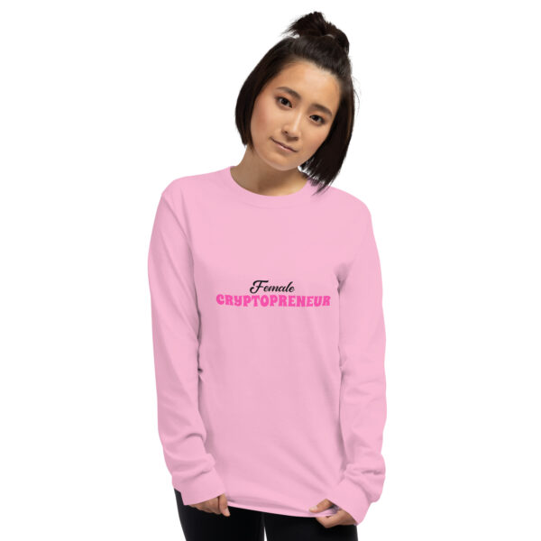 FEMALE CRYPTOPRENEUR Long Sleeve Shirt