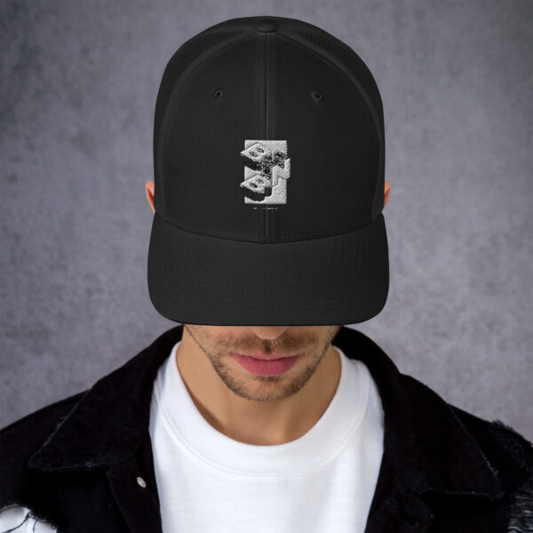 BINANCE Trucker Cap